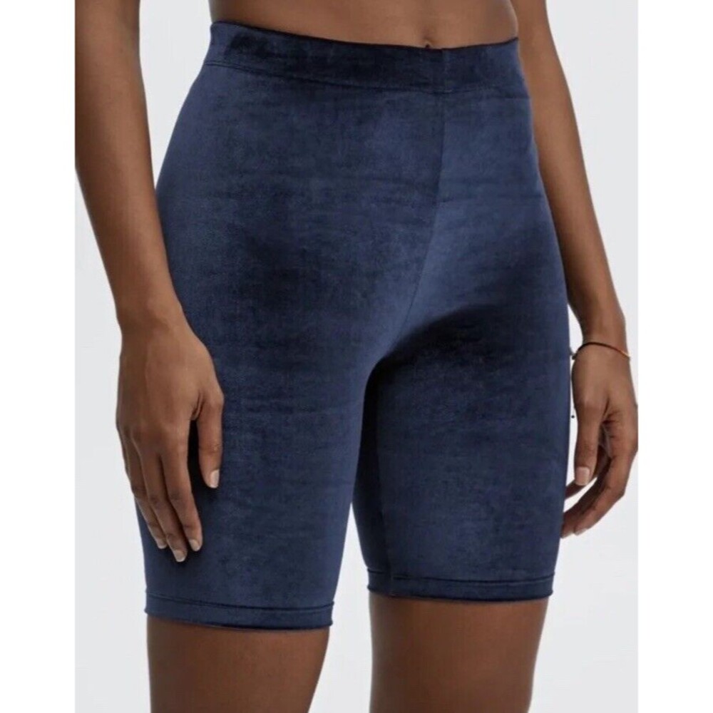 Fabletics Bike Shorts Womens Large Velour High Waisted Workout Athletic Cute New - Picture 7 of 9